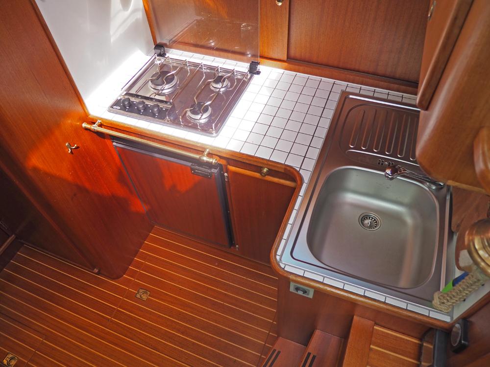 Cabin en avant, H&eacute;bergements